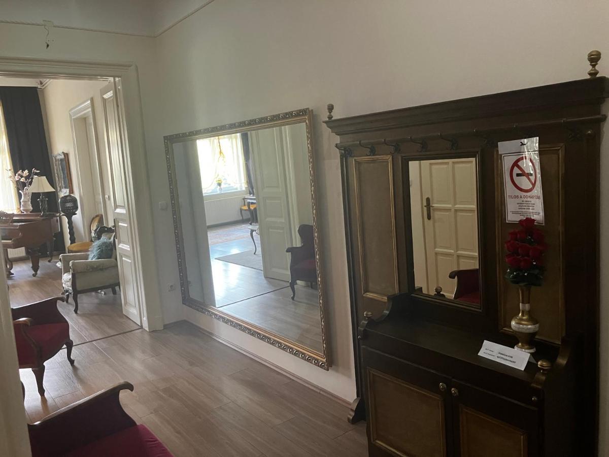 Logod Panorama Apartman Budapest Ngoại thất bức ảnh