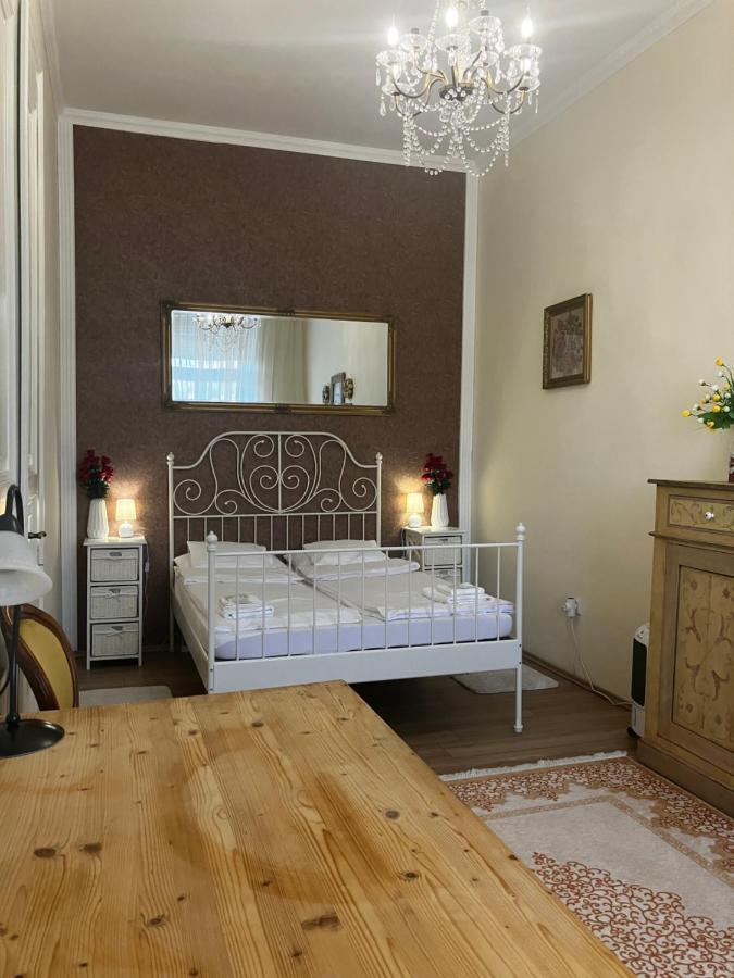 Logod Panorama Apartman Budapest Ngoại thất bức ảnh