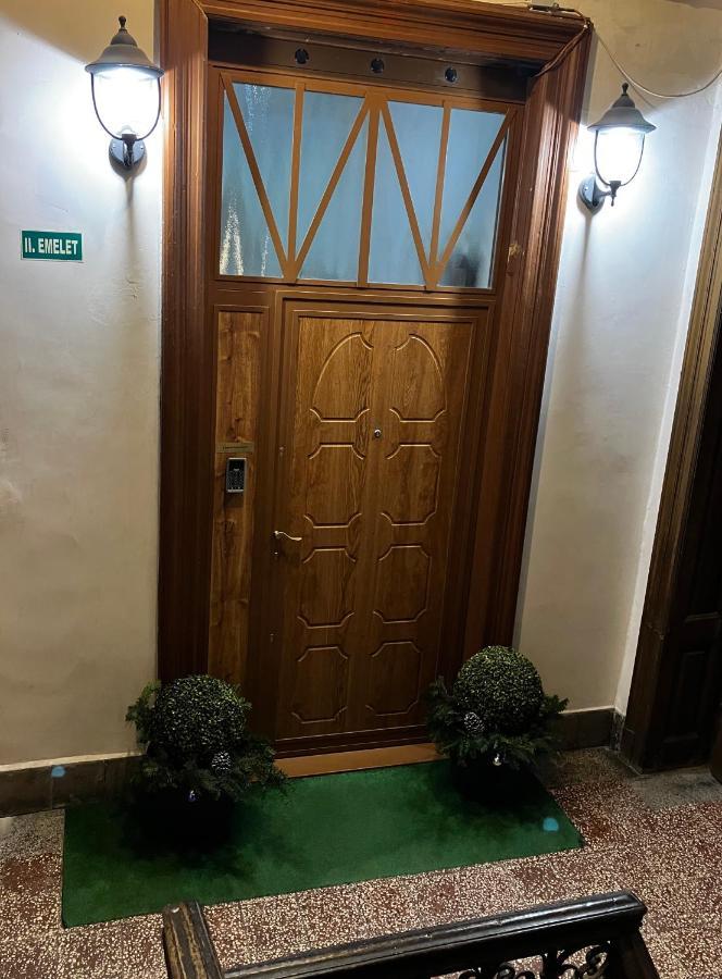 Logod Panorama Apartman Budapest Ngoại thất bức ảnh